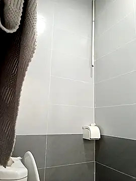 candy flo online show from April 5, 2026, 1:45 am