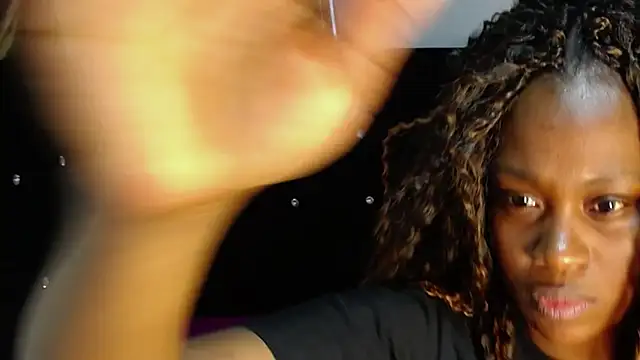 Ebony rizon online show from May 18, 2026, 1:27 pm