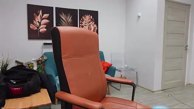 Nicky Diam online show from April 11, 2026, 6:11 pm