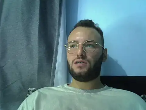 piazaocwb23 online show from March 16, 2026, 4:21 pm