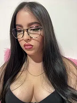 angel sweet v online show from April 10, 2026, 12:06 am