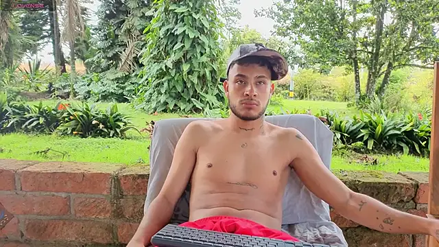 DilanAndres online show from April 11, 2026, 2:32 pm