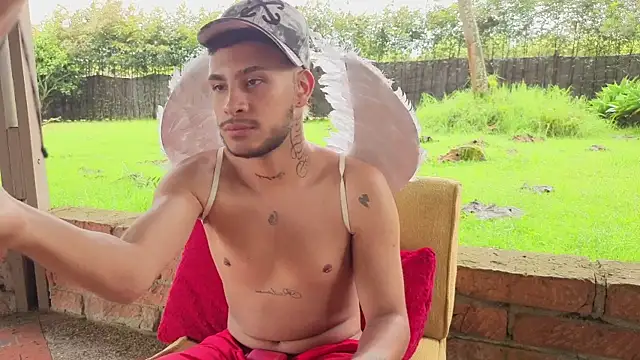 DilanAndres online show from April 8, 2026, 2:29 pm