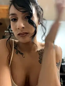 Snapshot of FerrariFrench chatting on September 25, 2025, 8:42 am FerrariFrench online show from September 25, 2025, 8:42 am