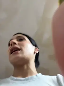 Snapshot of FerrariFrench chatting on October 17, 2025, 12:14 am FerrariFrench online show from October 17, 2025, 12:14 am