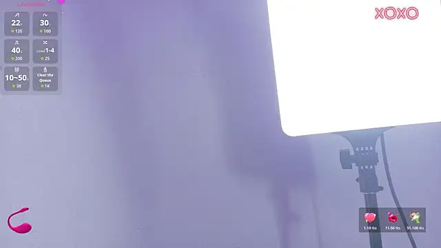 Snapshot of _charlotte_quee_ chatting on June 3, 2026, 1:56 pm charlotte quee online show from June 3, 2026, 1:56 pm