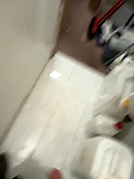 gabry21e5 online show from April 17, 2026, 6:27 am