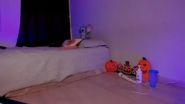 kristy bennet online show from October 18, 2025, 3:19 am