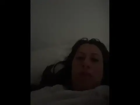 ItsAmara online show from April 3, 2026, 4:02 pm