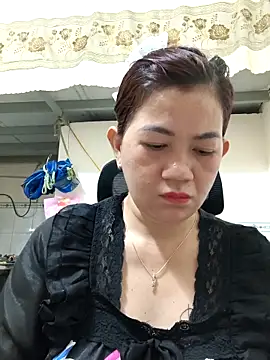 Love forever 69 online show from April 14, 2026, 11:21 pm