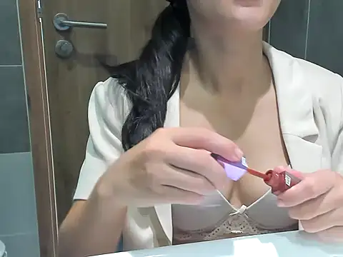 BabaeLust online show from September 24, 2025, 9:27 am