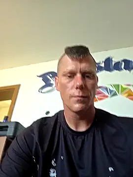 Snapshot of John871911 chatting on April 23, 2026, 7:15 am John871911 online show from April 23, 2026, 7:15 am