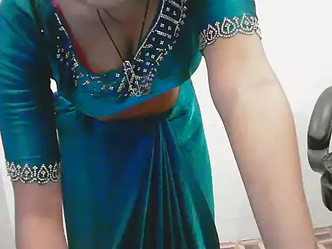 Snapshot of ragini_bby chatting on June 10, 2026, 12:34 am ragini bby online show from June 10, 2026, 12:34 am