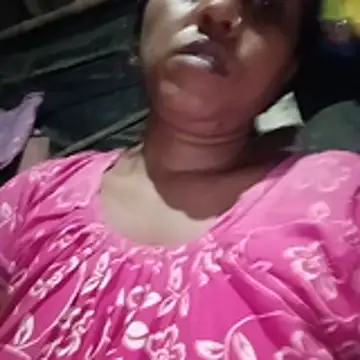 SanjanaBiswas323 online show from April 15, 2026, 5:28 pm