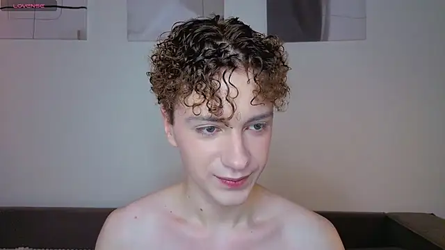 Angel Crave online show from March 16, 2026, 8:11 pm