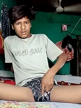 pandey ji ka beta hu online show from April 17, 2026, 9:39 pm