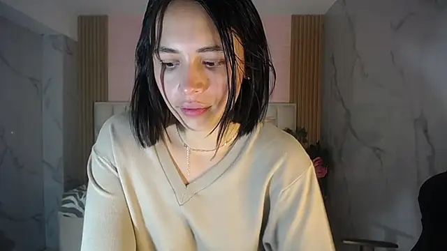 bonnie 1s online show from April 8, 2026, 1:45 pm