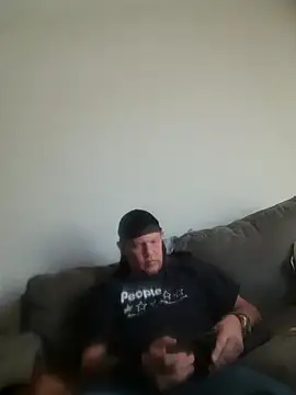 yourMasterisBored online show from May 11, 2026, 4:04 pm