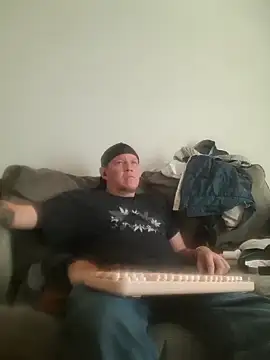 yourMasterisBored online show from May 25, 2026, 1:54 pm
