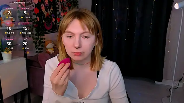 susie miu online show from April 10, 2026, 5:36 am