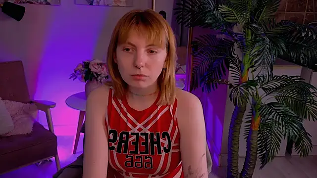 susie miu online show from March 27, 2026, 6:33 am