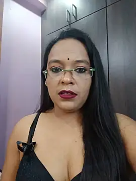 hornyrosy321 online show from May 16, 2026, 5:45 pm
