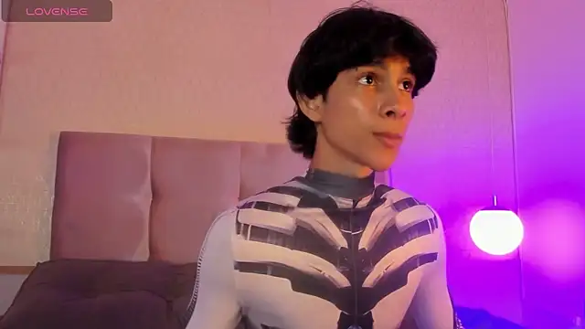 Cheys Mast online show from April 12, 2026, 6:00 pm