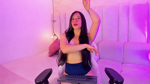 juli carther online show from March 20, 2026, 12:50 pm