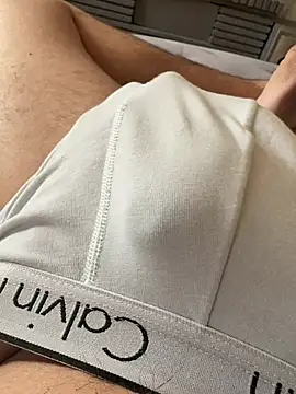 gg79100 online show from April 12, 2026, 9:34 am