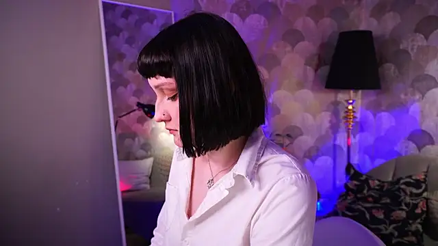 Velvet Lily online show from March 29, 2026, 8:43 pm