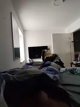 Bennygerner1991 online show from March 29, 2026, 7:10 am