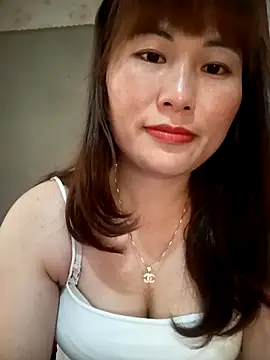 Lucxy-ki6 online show from April 4, 2026, 2:51 am