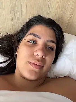 Hopeluna online show from March 23, 2026, 9:25 pm