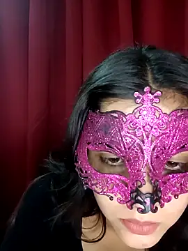 Hottymahi7 online show from April 11, 2026, 8:07 am