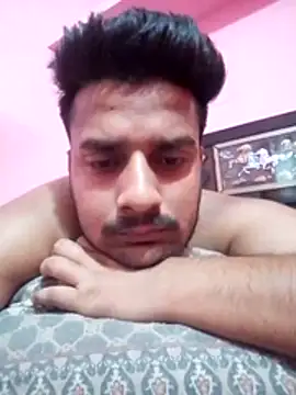 Decentlover67 online show from May 25, 2026, 6:56 am