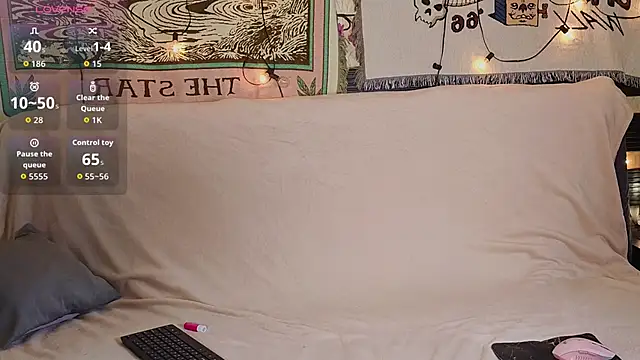 Sparky fox online show from May 21, 2026, 12:08 am