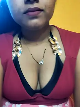 hotmiki online show from April 1, 2026, 5:53 am