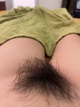 baby2xx online show from March 18, 2026, 5:32 am