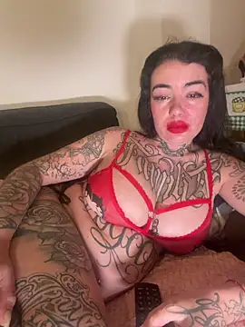 jenypr1ncess online show from April 7, 2026, 6:04 am