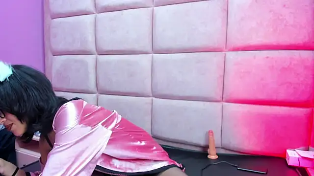 Lilit Starr online show from April 9, 2026, 4:14 am