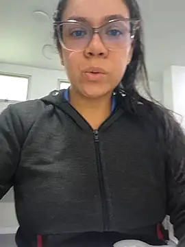 Aila Phone online show from March 18, 2026, 4:52 pm