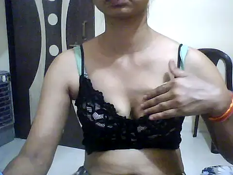 Sonam1186 online show from April 24, 2026, 7:49 pm