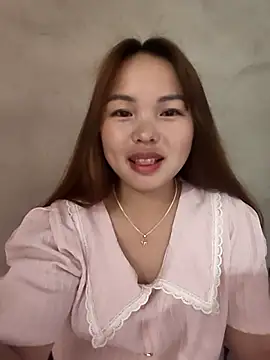 Snapshot of Mina_xYx chatting on May 31, 2026, 6:09 pm Mina xYx online show from May 31, 2026, 6:09 pm