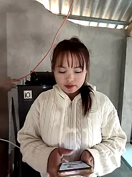 Mina xYx online show from March 17, 2026, 5:54 am