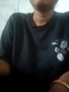 Mona ji32 online show from March 31, 2026, 9:55 am