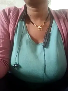 Mona ji32 online show from April 5, 2026, 10:11 am