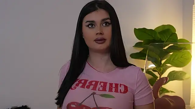 ItsKendra online show from April 9, 2026, 1:17 pm