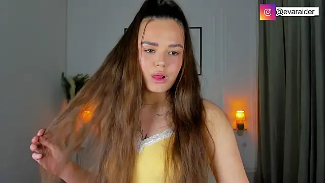 EvaRaider online show from April 13, 2026, 1:37 pm