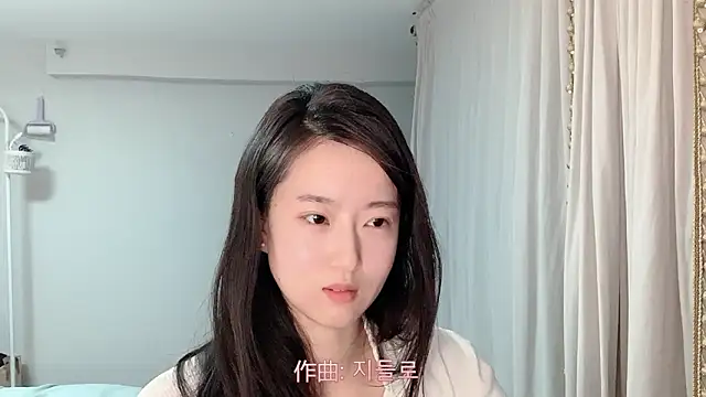 1X-yiyi online show from April 2, 2026, 11:39 am