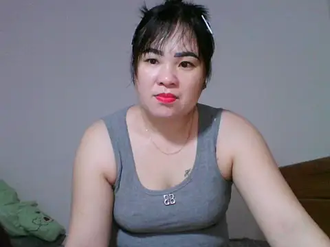 Tits28-2 online show from May 6, 2026, 3:54 am